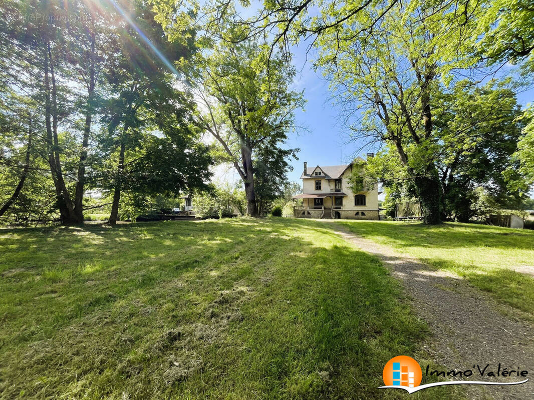 Maison à SAINT-GORGON