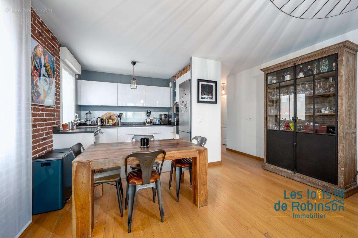 Appartement à LE PLESSIS-ROBINSON