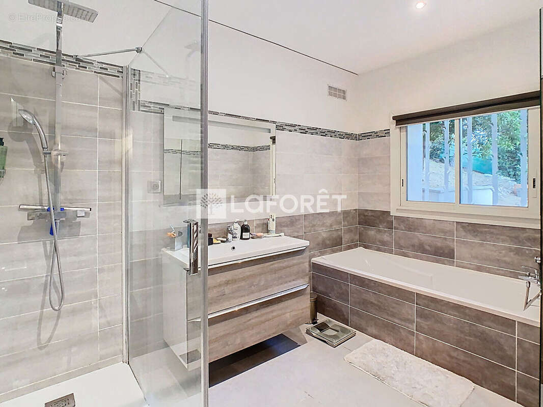 Maison à CARRY-LE-ROUET