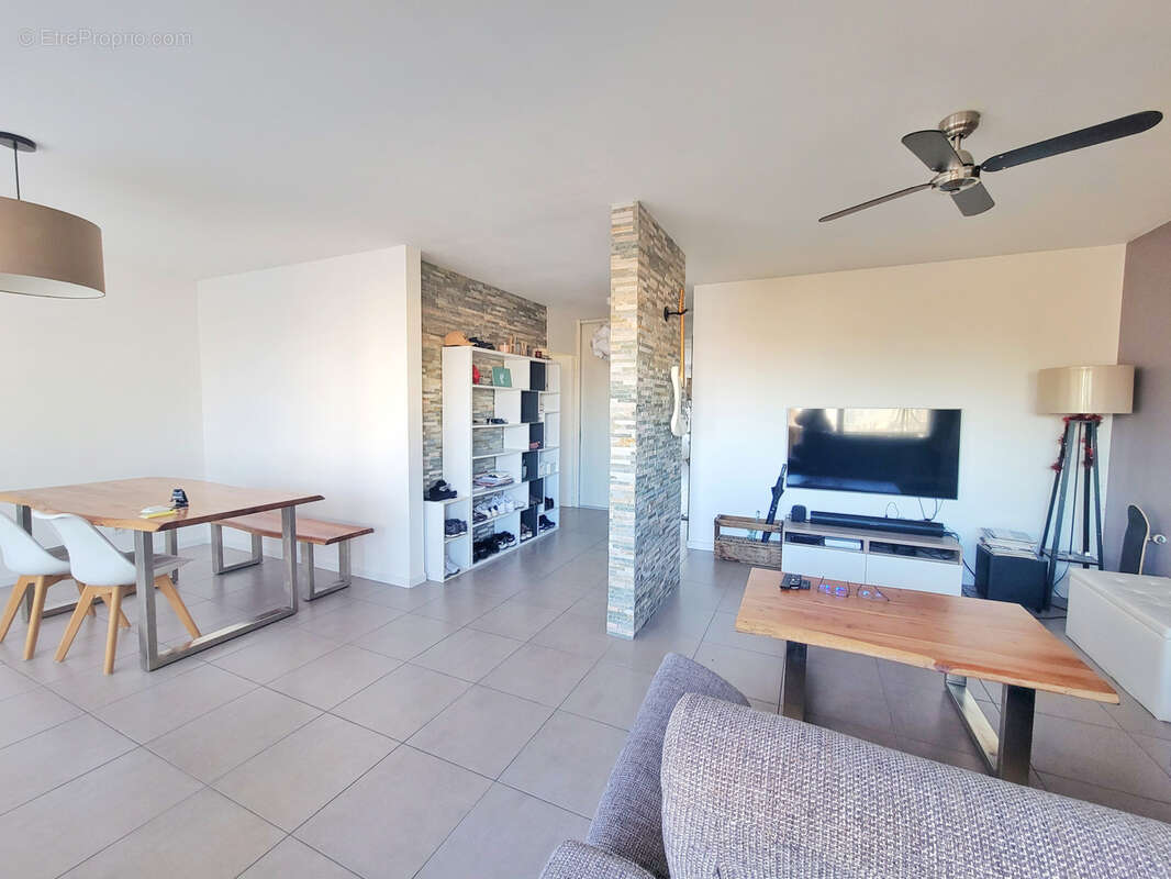 Appartement à OULLINS