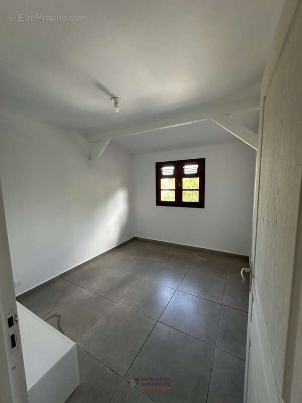 Appartement à PETIT-BOURG