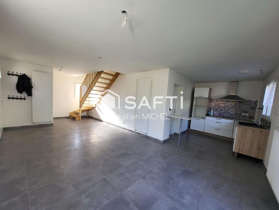 Photo 2 - Maison à DRUILLAT