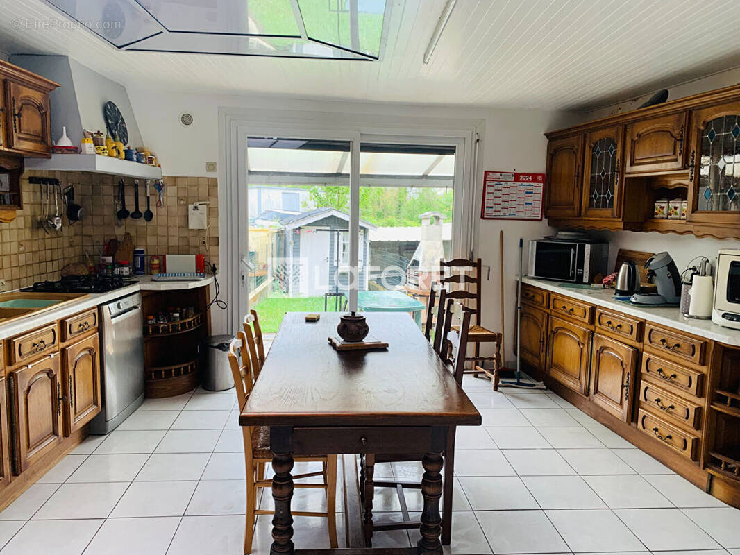 Maison à SAINT-QUENTIN