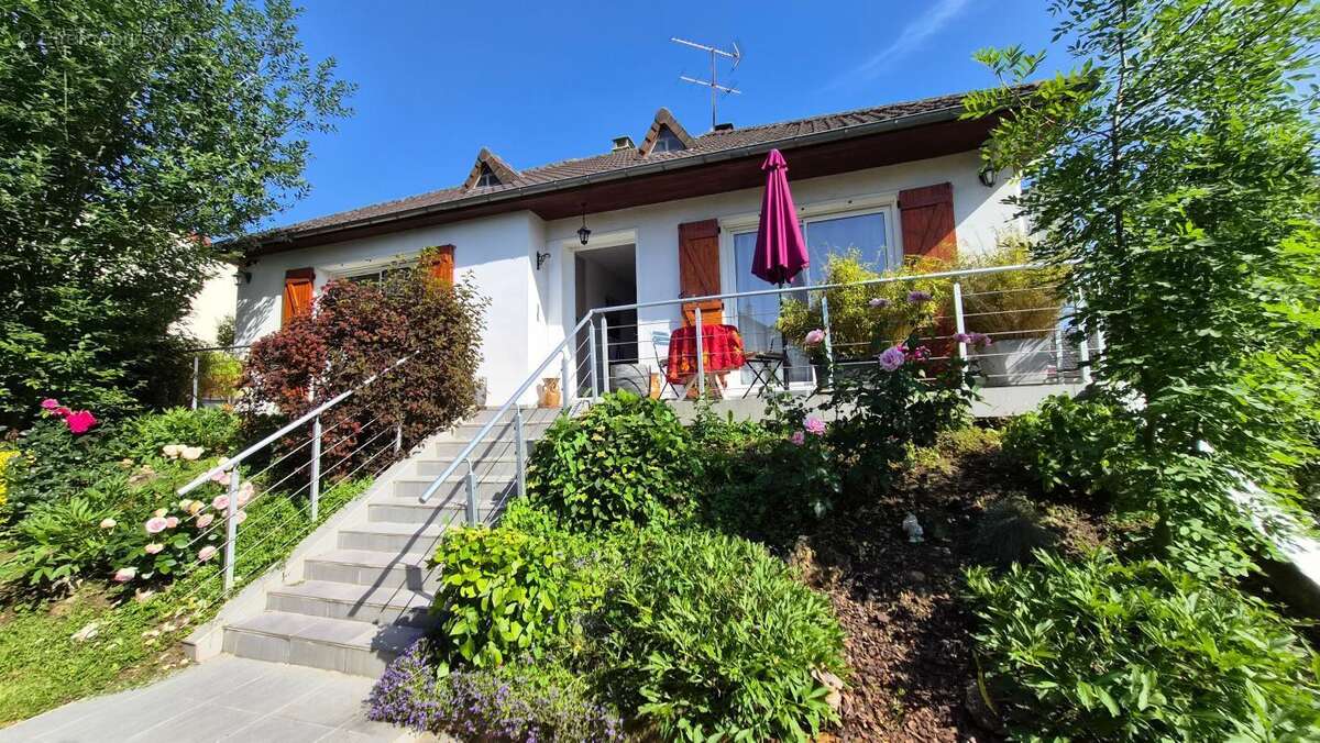 Maison à ARPAJON