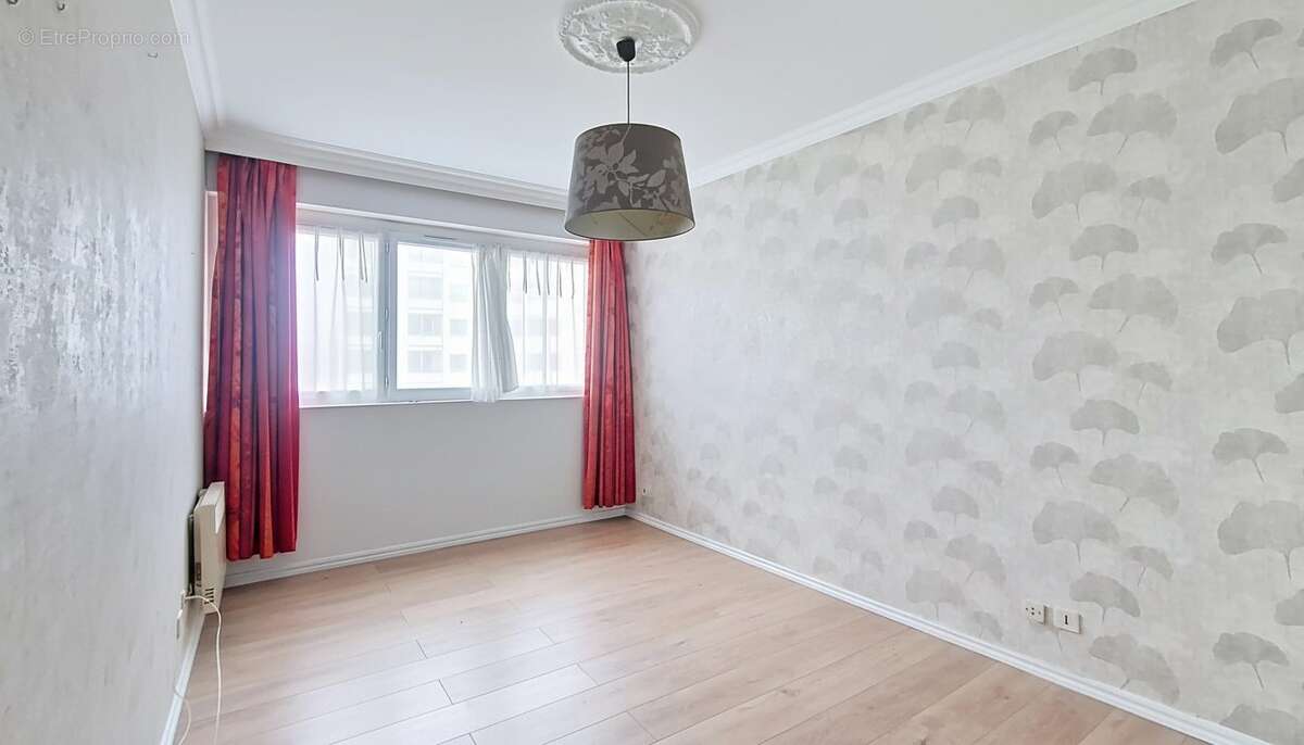 Appartement à LA CHAUSSEE-SAINT-VICTOR