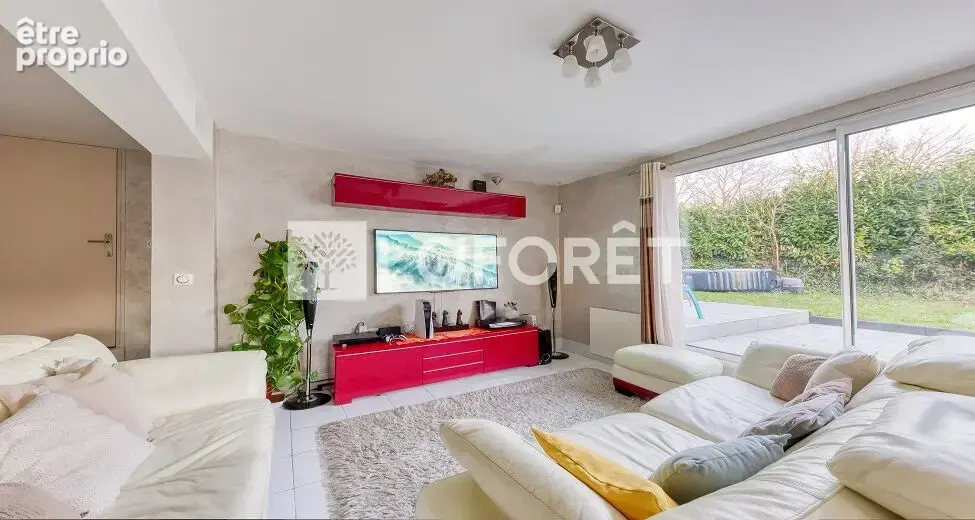 Maison à vendre à Roissy En Brie 7 pièce(s) 134m2 - photo 2