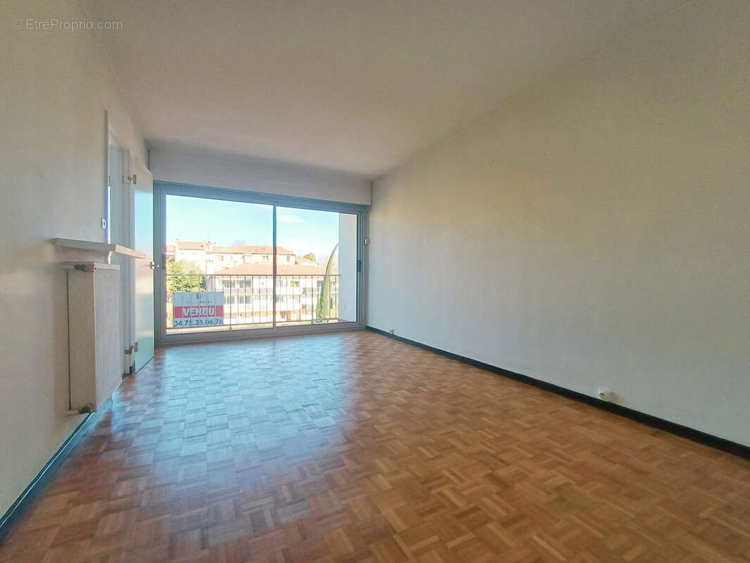 Appartement à AUBENAS