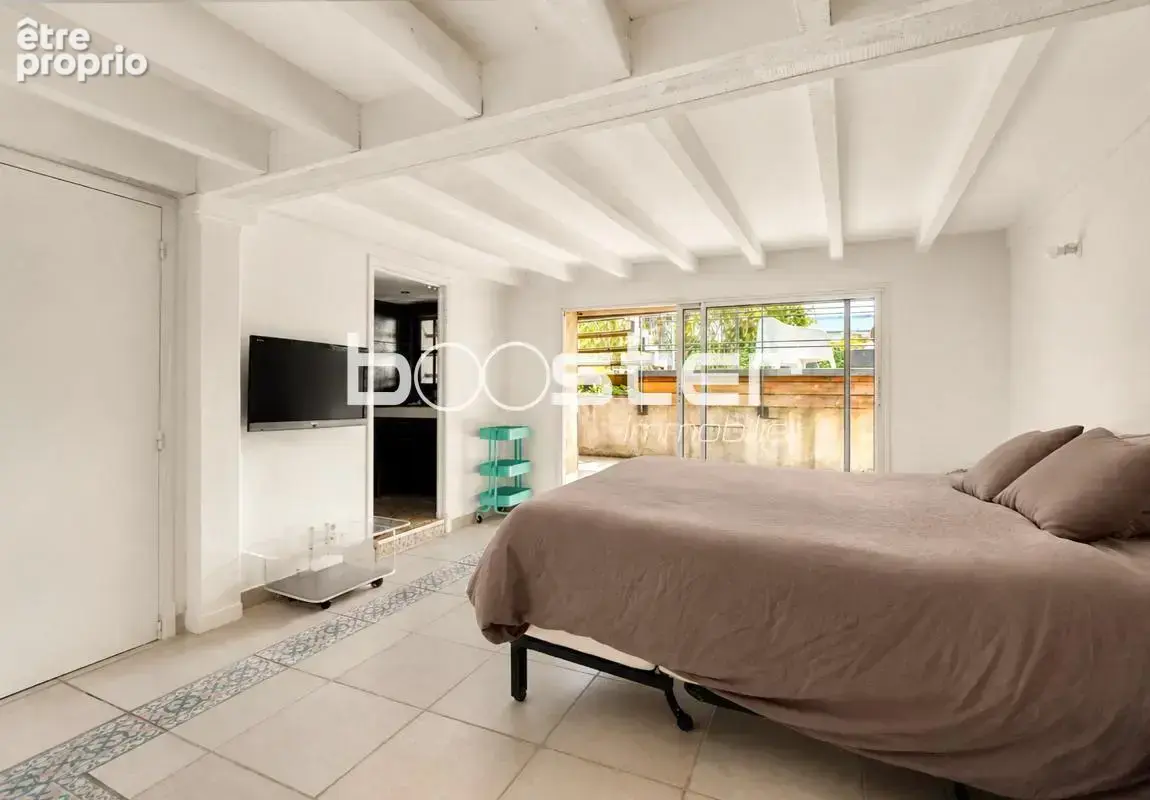 Maison familiale de caractère avec piscine, jardin et volumes généreux – plus de 217 m² à Toulouse Bonnefoy - photo 9