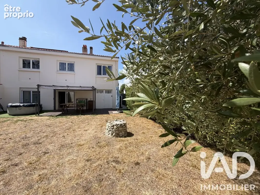 Photo 1 - Maison à LA ROCHELLE