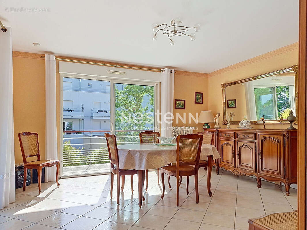 Appartement à SAINTE-LUCE-SUR-LOIRE