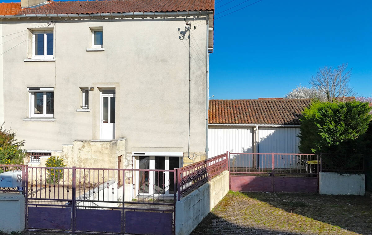 Maison à CHAUVIGNY