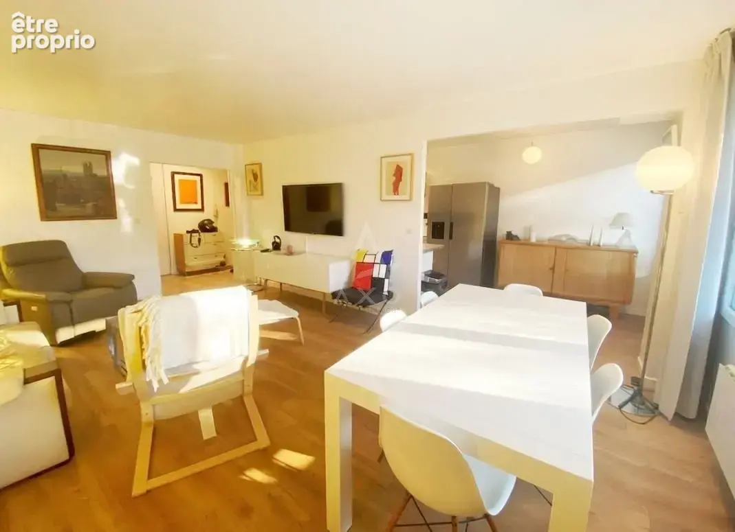 SURESNES/ PUTEAUX. Dans un immeuble de standing, Appartement de 3 pièces totalement rénové avec cave et parking. - photo 4