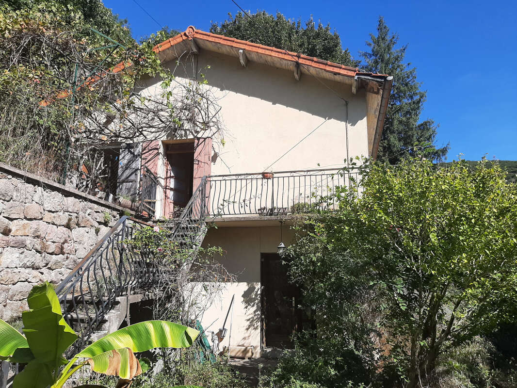 Maison à SAINT-GENEST-LACHAMP