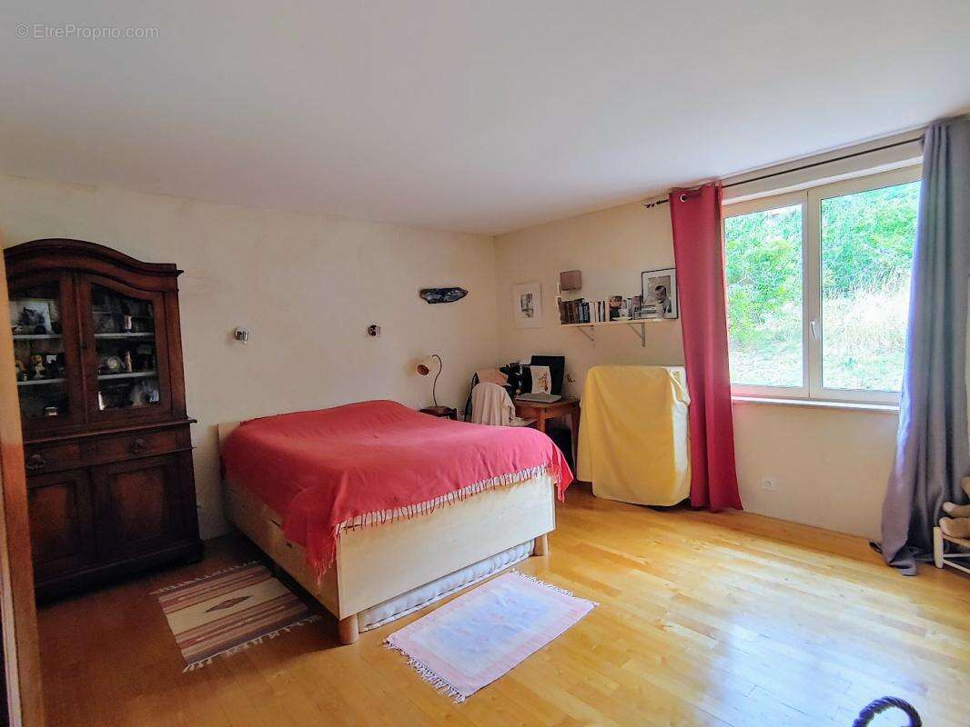 Maison à LA CRESSE