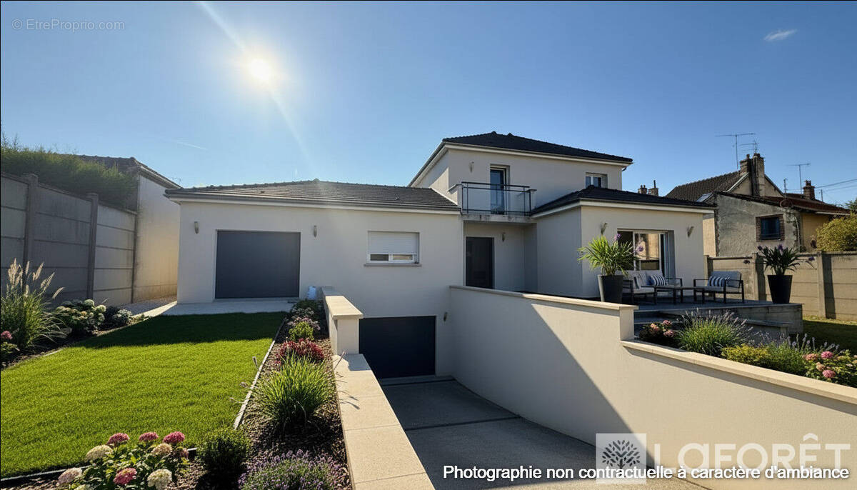 Maison à ROMILLY-SUR-SEINE