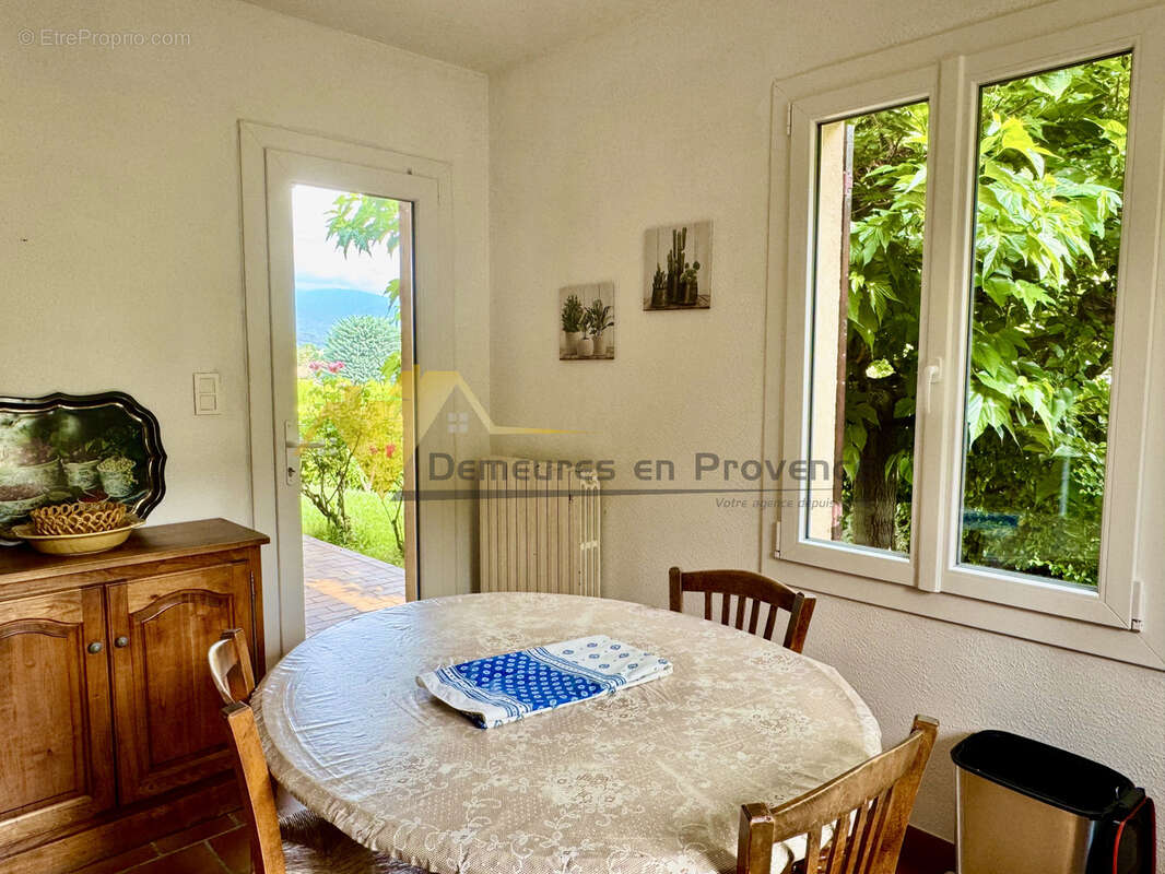 Maison à VAISON-LA-ROMAINE