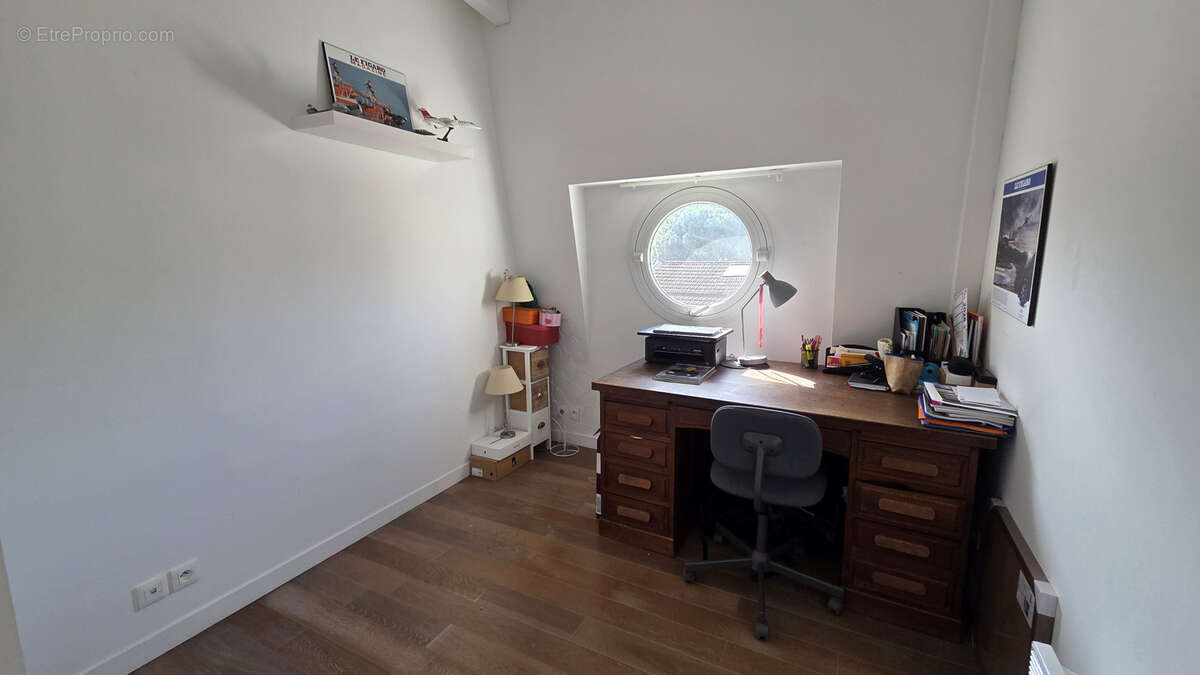 Appartement à NANTERRE