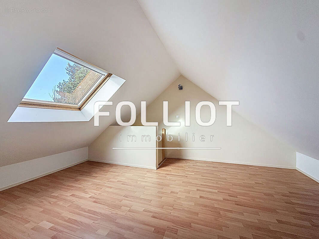 Maison à SAINT-PAIR-SUR-MER