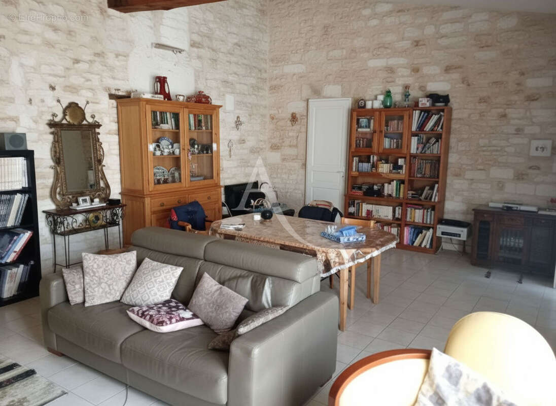 Maison Rochefort, 2 chambres, quartier Gambetta - photo 2