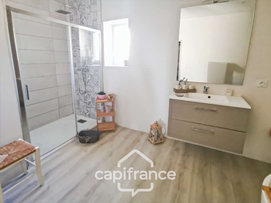 Maison à vendre de 150m² à EPERVANS (71) - photo 23