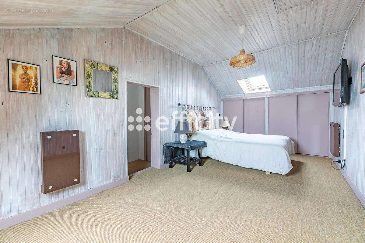 Maison à CREPY-EN-VALOIS