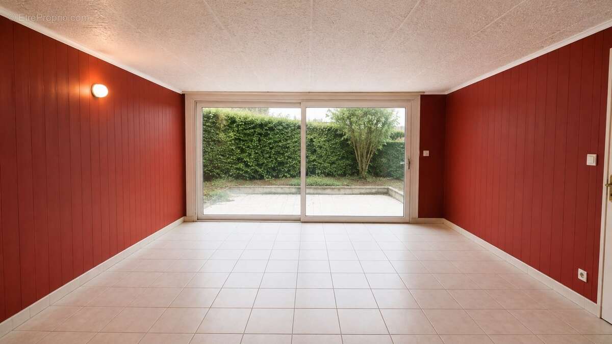 Maison 5 pièces aux Échets (01700) – sur terrain de 800 m² - photo 16