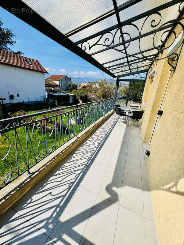 Maison à SAINT-MARTIN-D'HERES