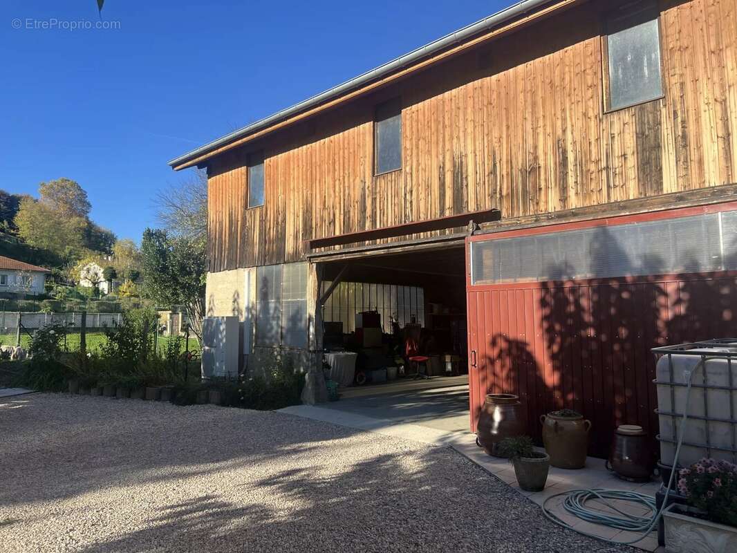 Maison à SAINT-VERAND