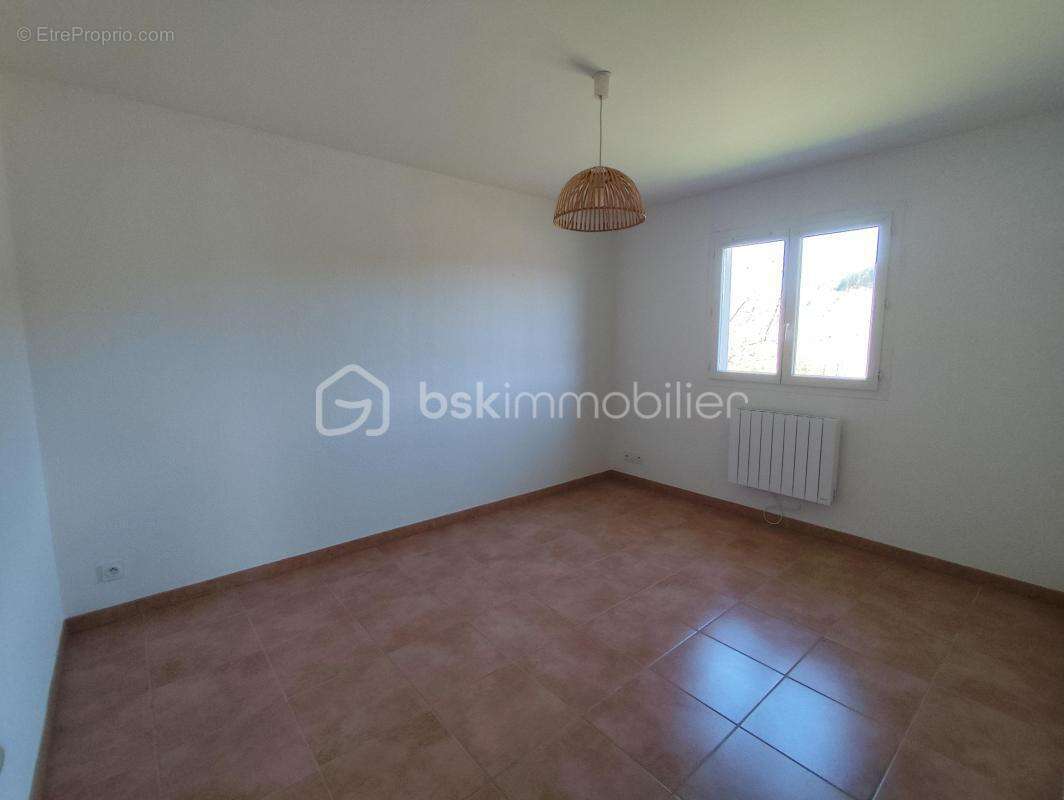 Maison à SAINT-PONS-DE-THOMIERES