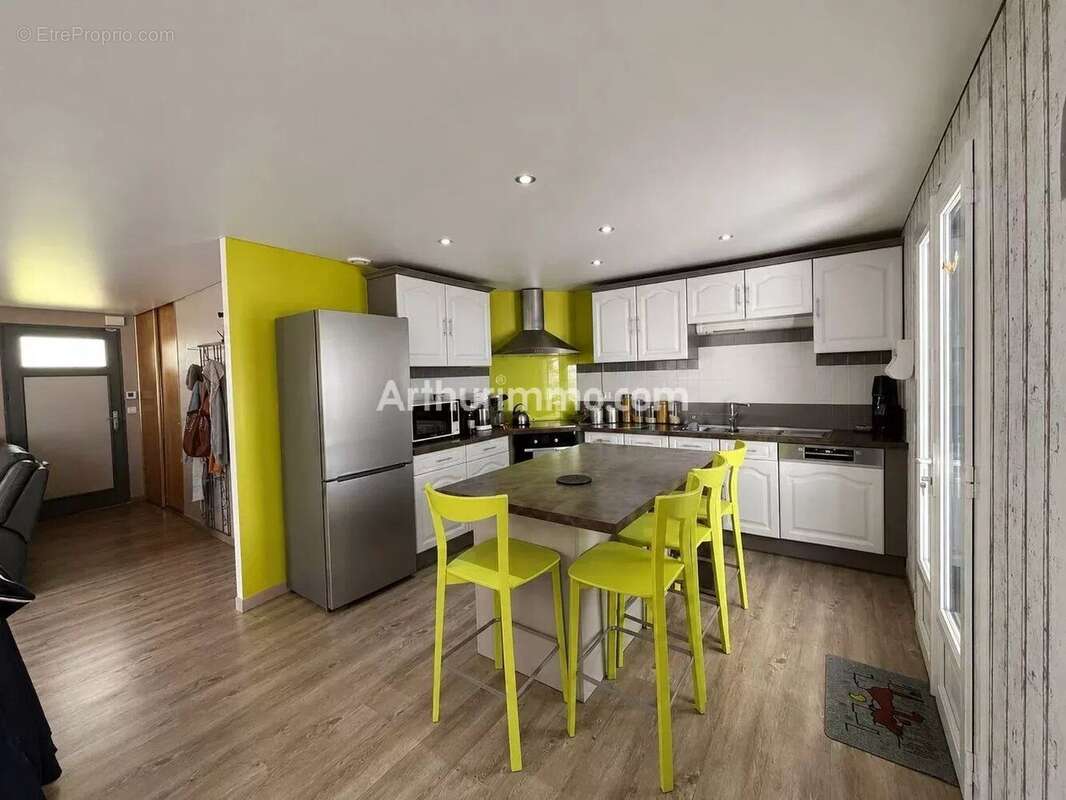 Maison à CONLIEGE