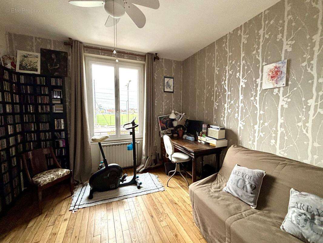 Maison à FLEURY-LES-AUBRAIS