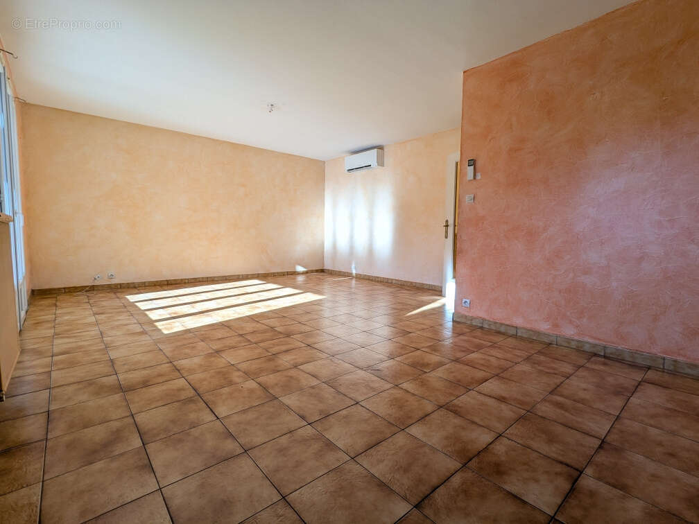 Maison à VILLENEUVE-TOLOSANE