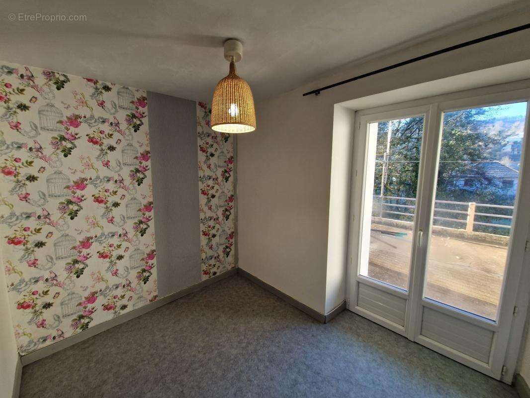 Appartement à LAGUENNE