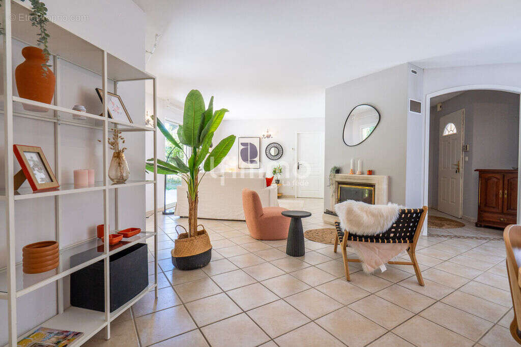 Maison de 134 m² sur une parcelle de 1,7 hectares - photo 5