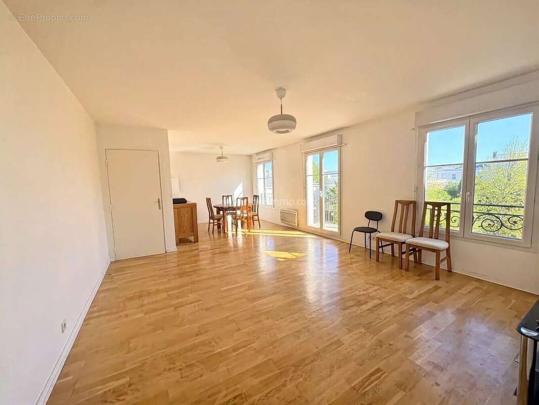 Appartement à SERRIS