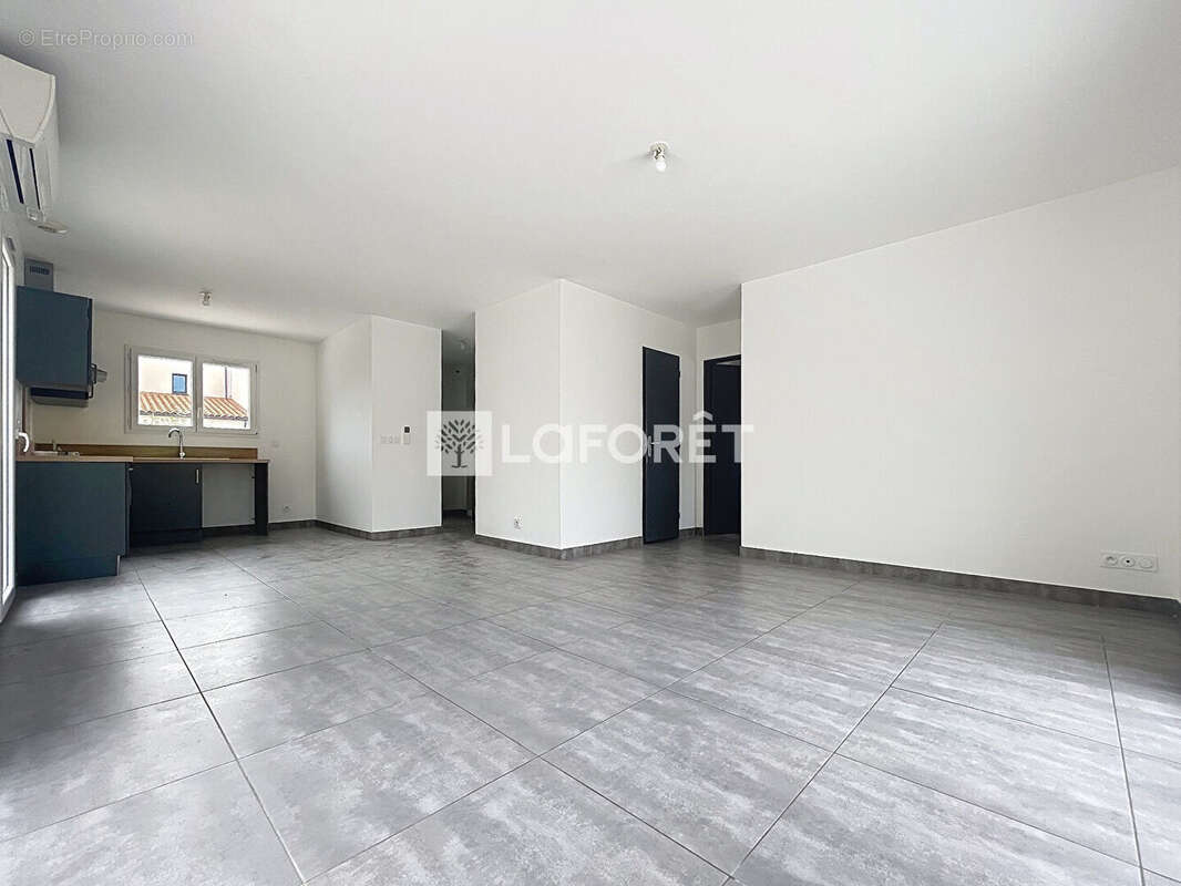 Maison à LATOUR-BAS-ELNE