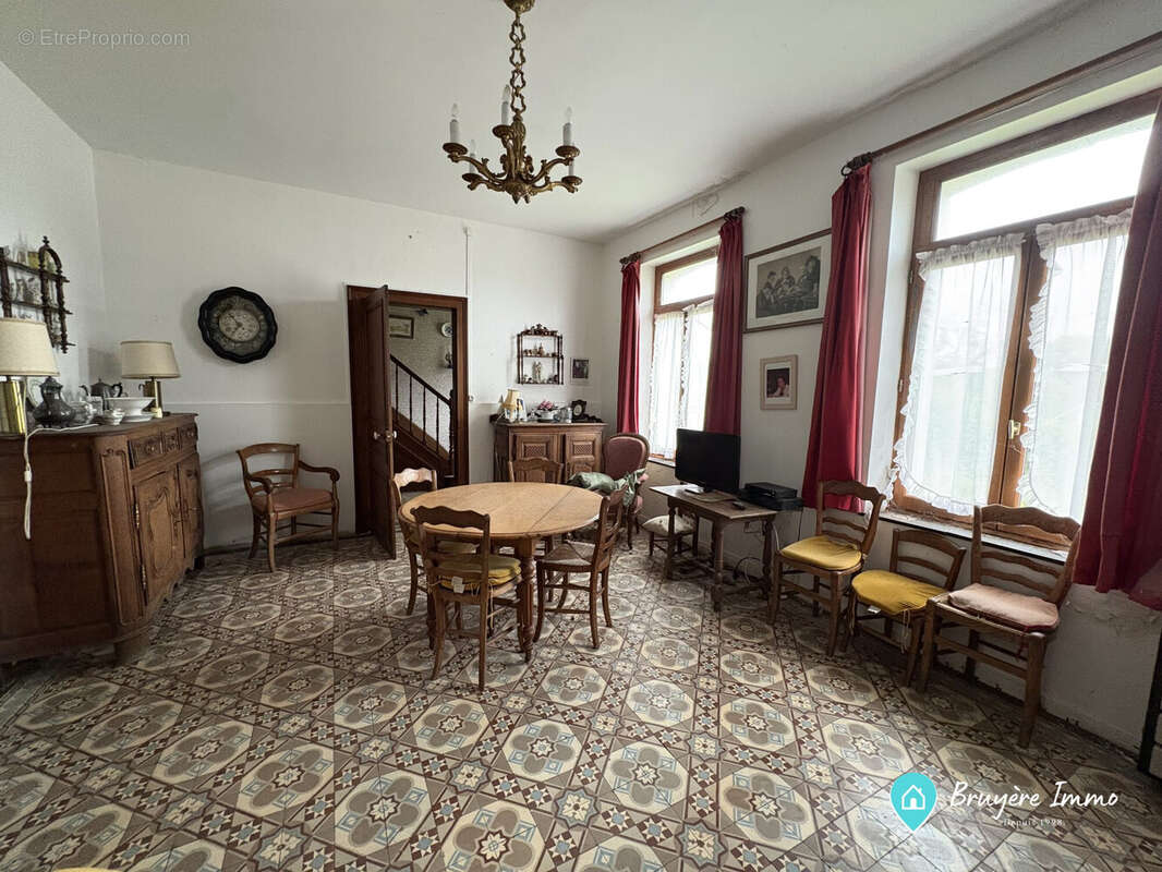 Maison 140 m² à Saint-Remy-Chaussee  - photo 3