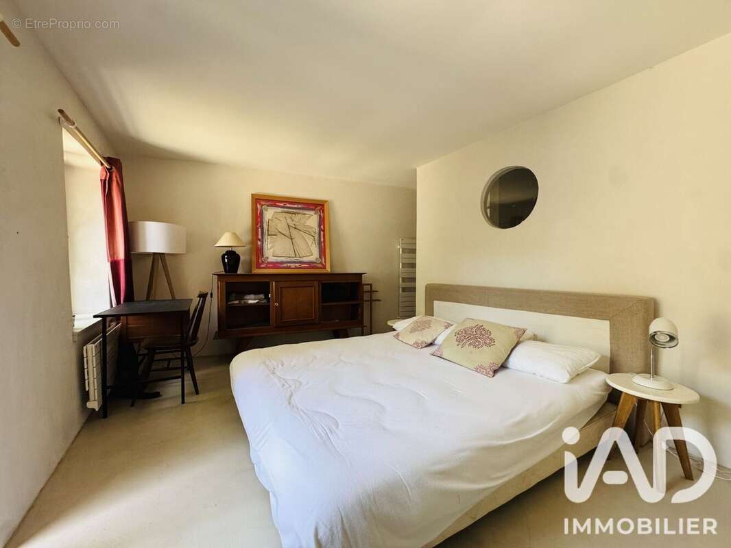 Maison 136 m² à Les Portes-En-Re  - photo 8