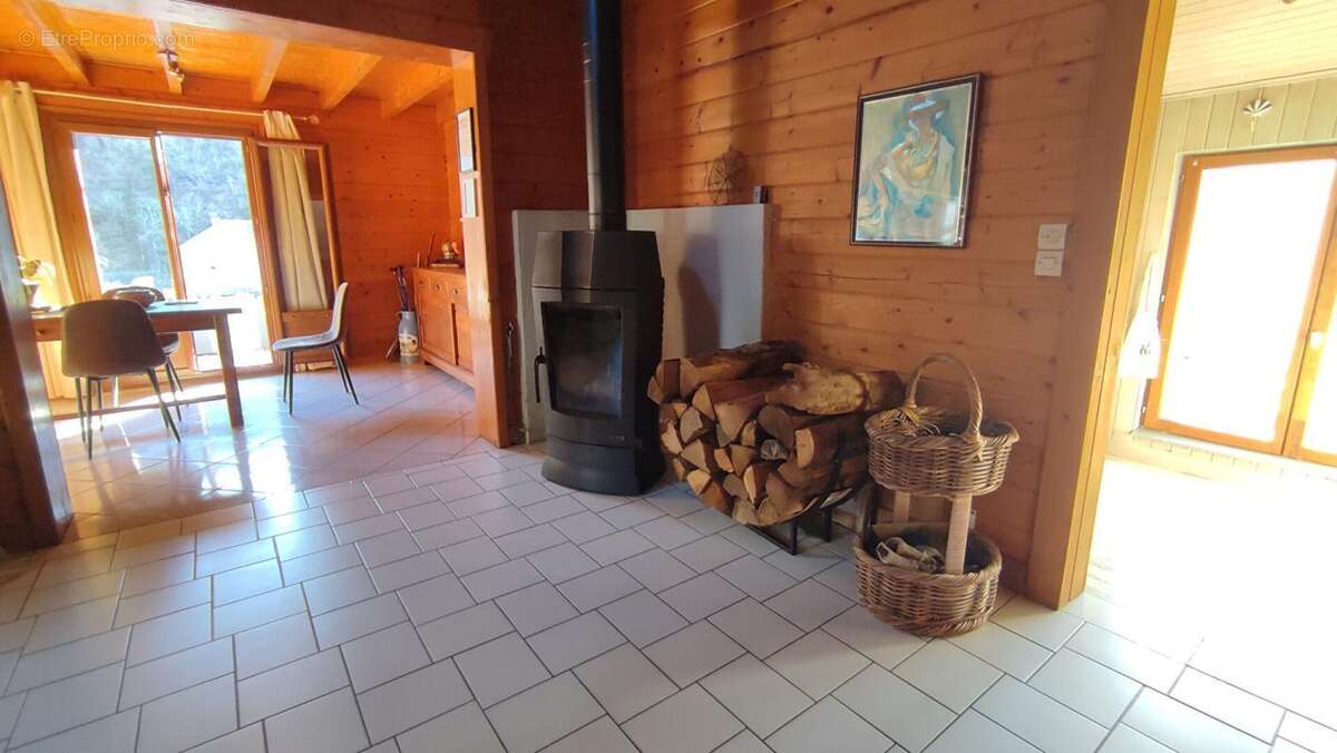Maison à SOURSAC