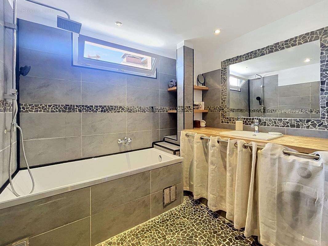Appartement À Vendre - photo 6
