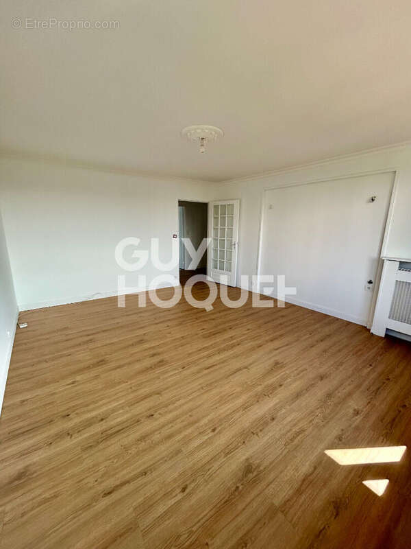 Appartement  4 pièce(s) - photo 2