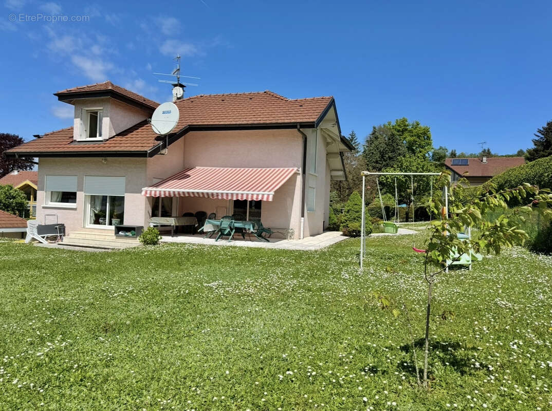 Maison à VETRAZ-MONTHOUX