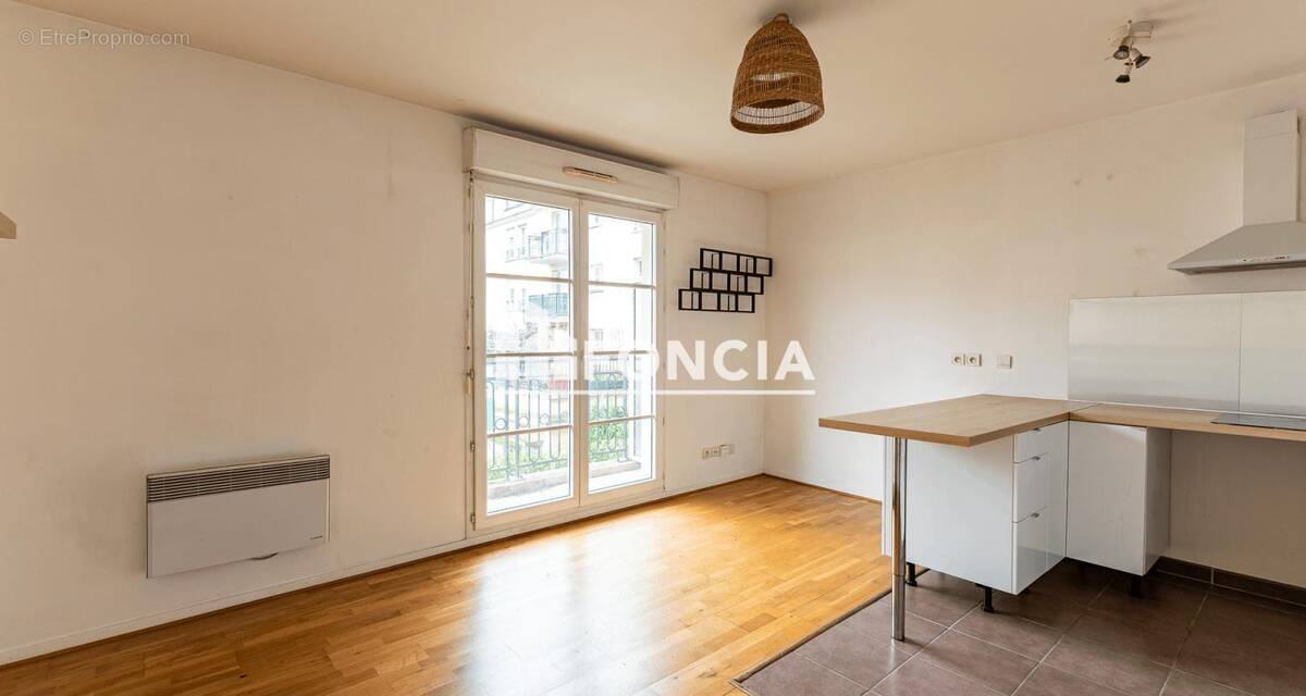 Appartement à BUSSY-SAINT-GEORGES