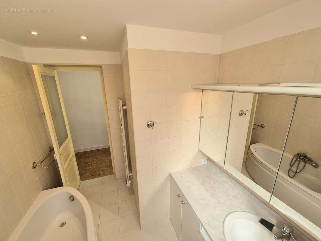 Appartement à MENTON