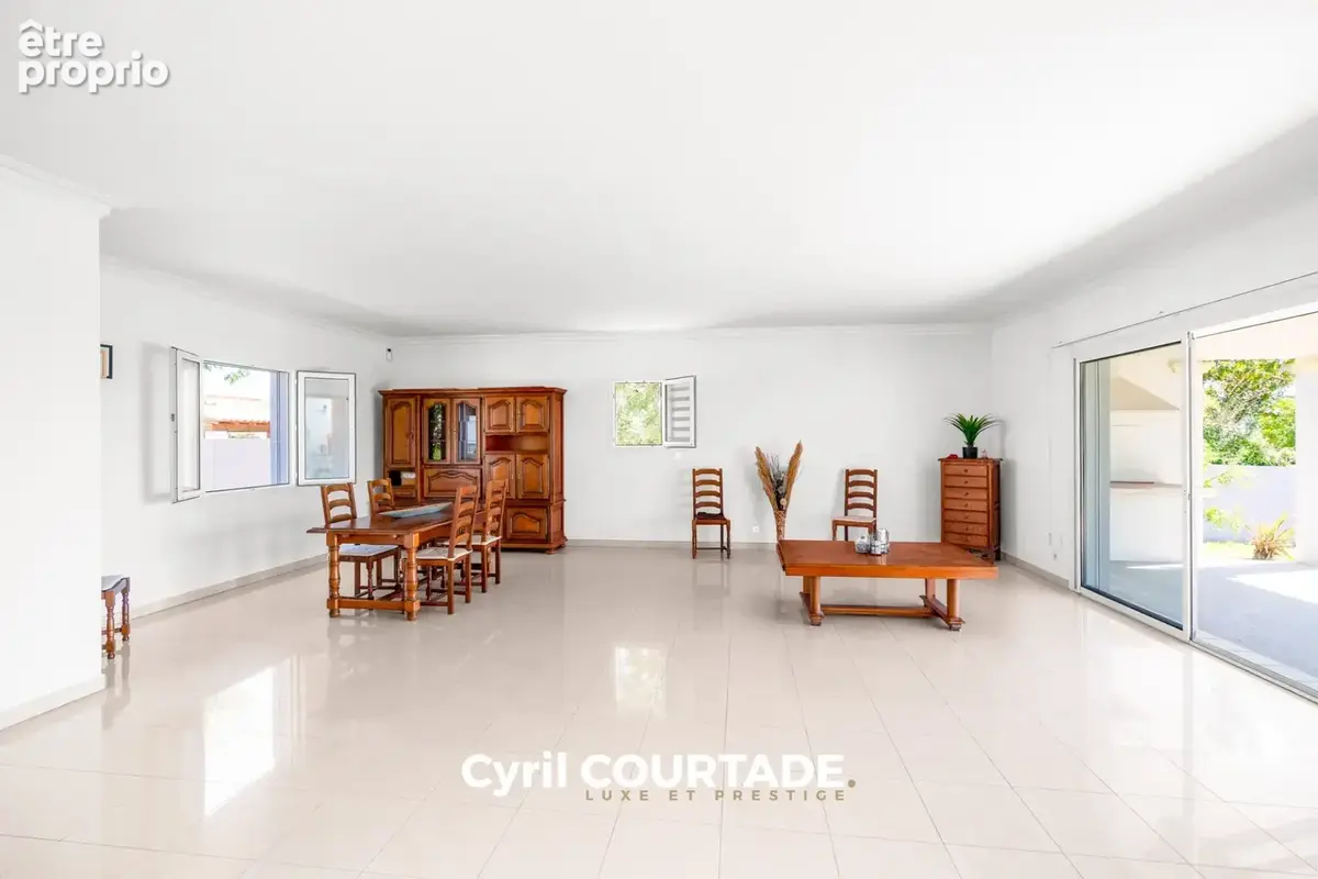Villeneuve-Lès-Maguelone – Maison avec vue Exceptionnelle de 200 M² – Terrain 1 935 M² – Sous-Sol 110 M² - photo 6