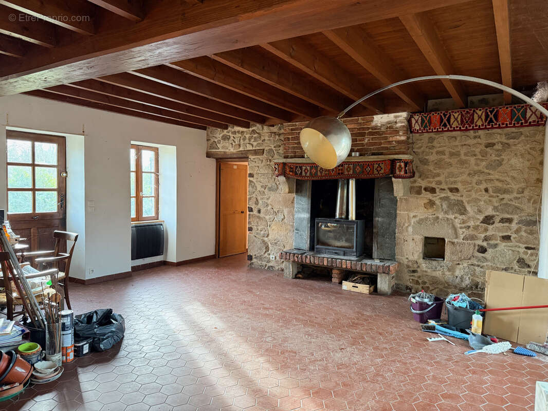 Maison à SAINT-HILAIRE