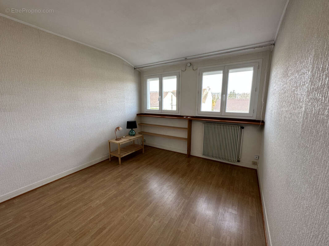 Maison à BURES-SUR-YVETTE