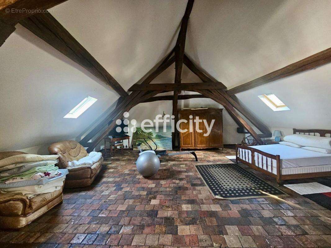 Maison à SAINT-FARGEAU