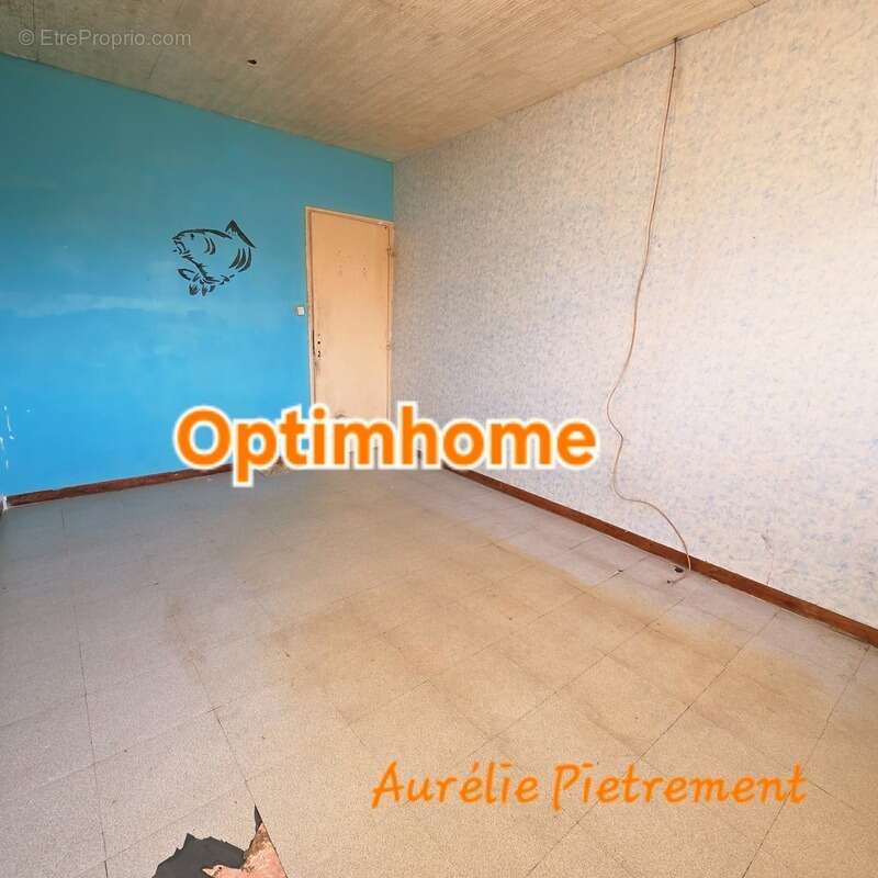 Maison à FRANCHEVAL