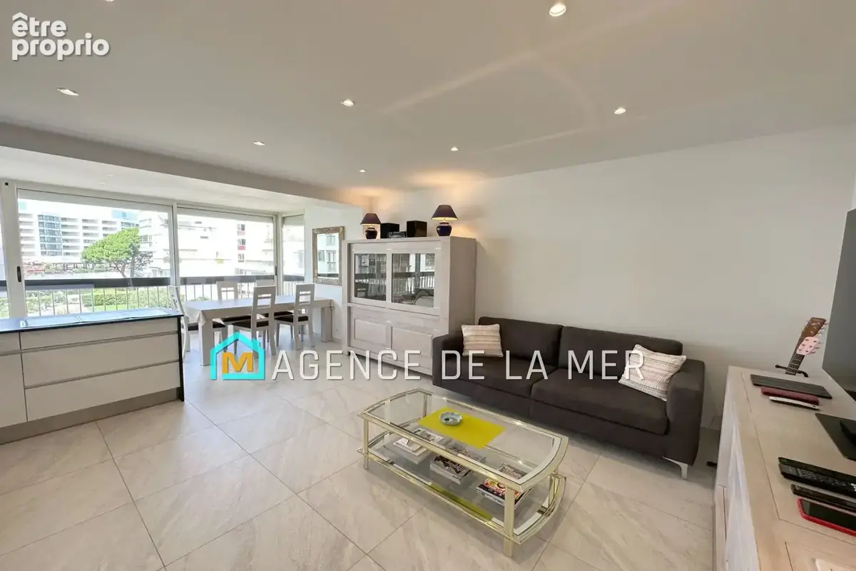 Appartement 3 pièces 70 m² à vendre à Mandelieu-La-Napoule (06210) - photo 2
